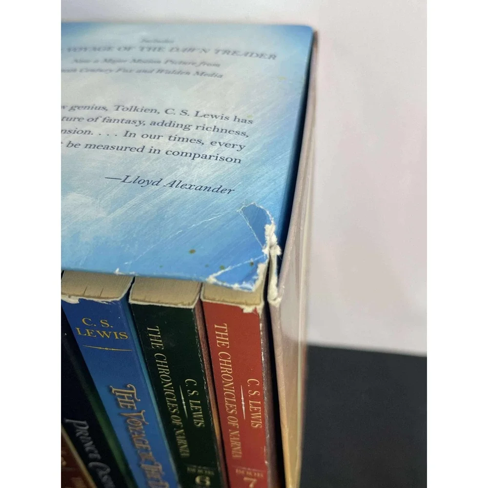The Chronicles of Narnia Box Set 7 Books‎ C.S. Lewis Scholastic Paperback